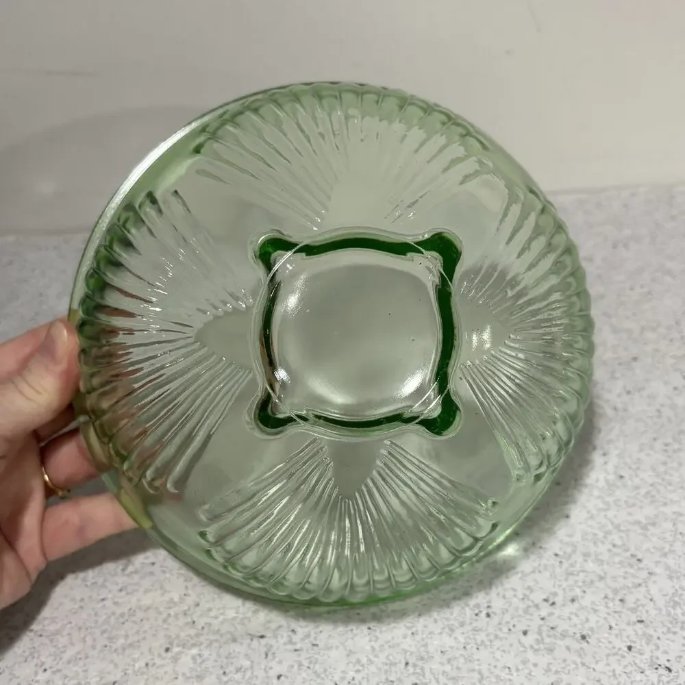 Vintage Green Depression Glass Mixing Bowl Rib Shell Pattern Farmhouse Kitchen